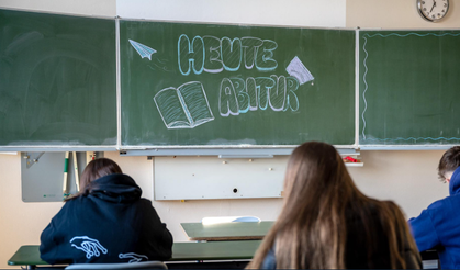 Almanya’da Öğretmenler Bakanlığı Uyarıyor