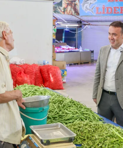 Bilecik Valisi Sözer pazar esnafıyla buluştu