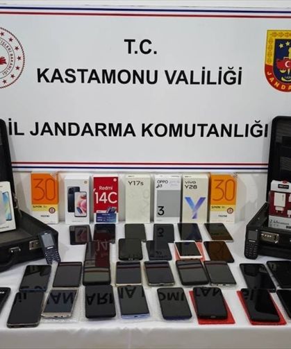 Kastamonu'da kaçakçılık operasyonunda 3 zanlı yakalandı