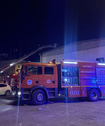 Kayseri'de et işleme tesisinde çıkan yangın hasara yol açtı