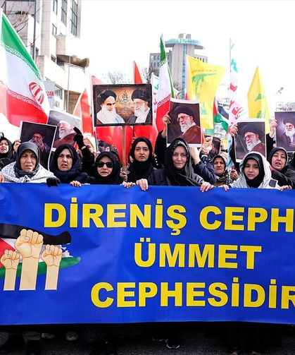 ABD ve İsrail'in İran'a yönelik saldırıları İstanbul'da protesto edildi