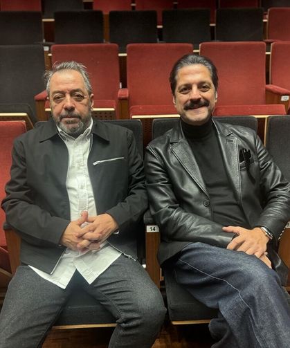 'Anne Kafamda Bit Var' oyununun dünya prömiyeri İstanbul'da gerçekleştirildi