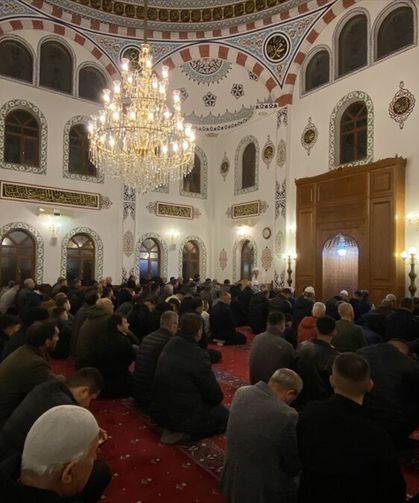 Bursa ve çevre illerde Kadir Gecesi dualarla idrak edildi