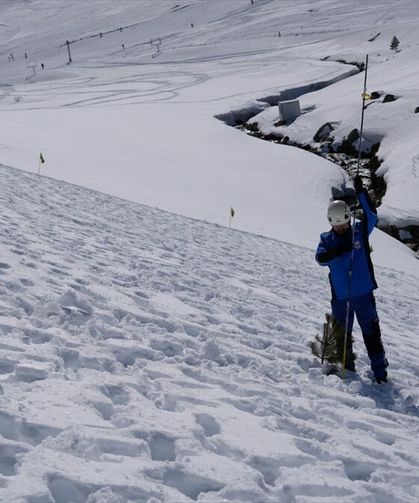 Bursa'da çığ arama kurtarma tatbikatı gerçekleştirildi
