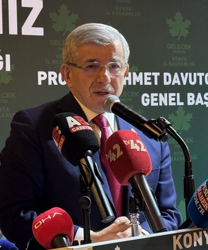 Gelecek Partisi Genel Başkanı Davutoğlu, Konya'da iftar programında konuştu:
