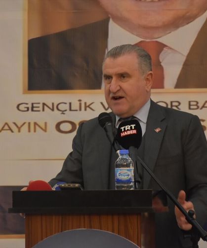 Gençlik ve Spor Bakanı Bak, Artvin'de iftar programına katıldı: