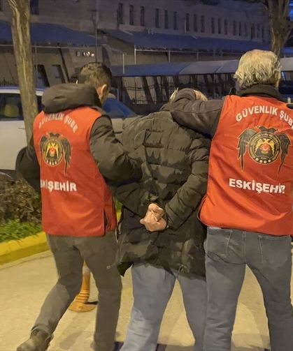 GÜNCELLEME - Eskişehir'de Atatürk'e hakaret eden şüpheli tutuklandı