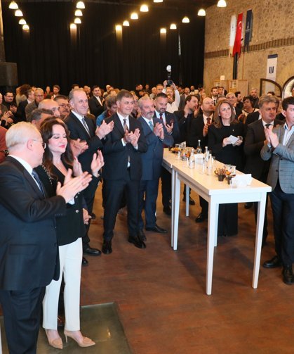 İzmir'de düzenlenecek 'Windsurf Techno 293 Dünya Şampiyonası' tanıtıldı