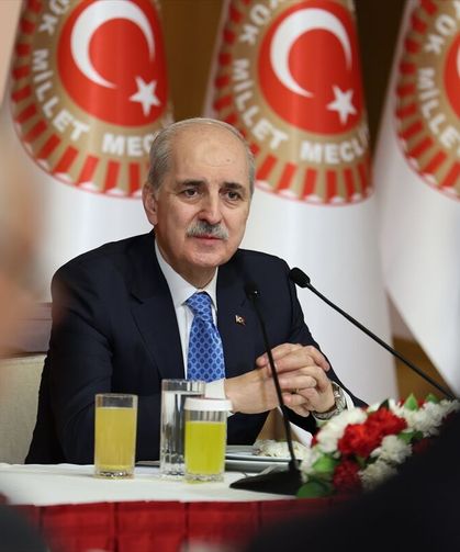 Kurtulmuş, Milli Dayanışma, Kardeşlik ve Demokrasi Komisyonu üyeleriyle iftarda bir araya geldi