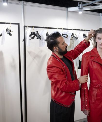 Moskova Moda Haftası'nda Türk tasarımcının koleksiyonu ilgiyle karşılandı