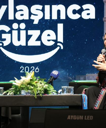 Trabzon'da 'İslam Yolculuğum' söyleşisinin konuğu yazar Jenny Molendyk oldu
