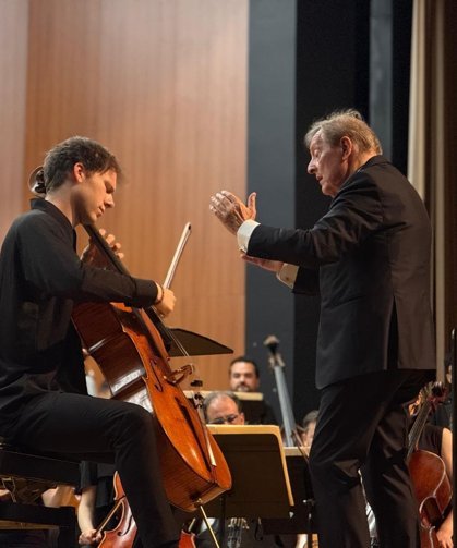 BBDSO'dan Prof. Dr. Ayhan Kızıl anısına konser