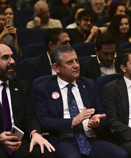 CHP Genel Başkanı Özel, ÇGD Yılın Başarılı Gazetecileri Ödül Töreni'ne katıldı