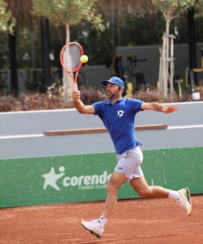 Grand slam şampiyonu Ivan Dodig, Antalya'da gençlerle buluştu