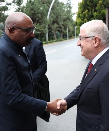 Milli Savunma Bakanı Güler, Zambiyalı mevkidaşı Lufuma ile bir araya geldi