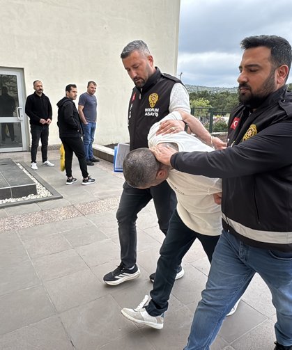 Muğla'da bir kadını bıçakladığı iddia edilen şüpheli yakalandı