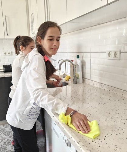 Muş'ta özel gereksinimli öğrencilere ev ortamında yaşam becerisi eğitimi veriliyor