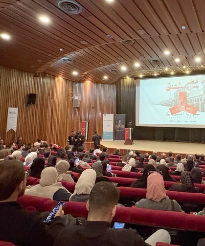 'Surreal Suriye' belgeseli, Şam'da izleyicilerle buluştu
