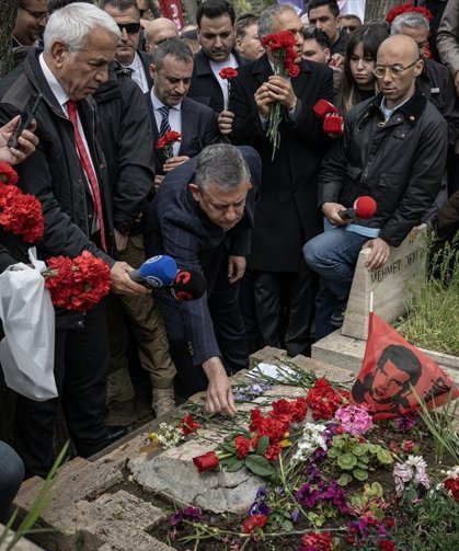 CHP Genel Başkanı Özel, Gezmiş, Aslan ve İnan için düzenlenen anma programında konuştu: