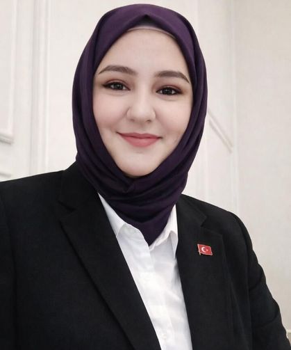 Entrika, kaos, siyaset, lisan, din ve ideolojik ayrılıklar...