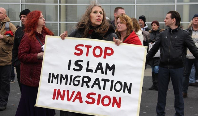 Uzmanlara Göre, İslamofobi Almanya'da Acil Bir Sorun
