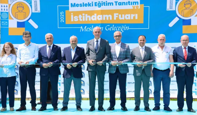 Gebze’de Mesleki Eğitim Tanıtım ve İstihdam Fuarı açıldı