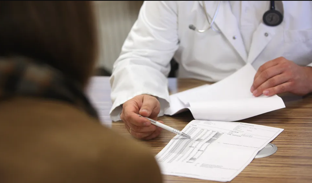 Almanya’da “Doktor Ziyareti Ücreti” Tartışması