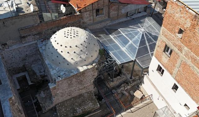 Tarihi hamam günümüzle buluşuyor