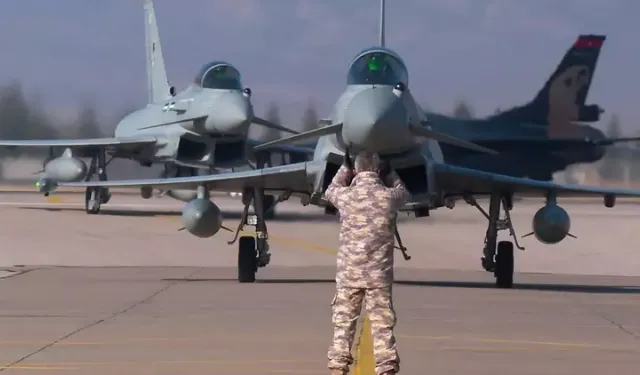 Eurofighter müzakeresi Atina'da geniş yankı buldu