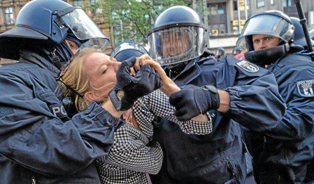 Başbakan Merz: "Artık Filistin gösterilerine gerek yok"