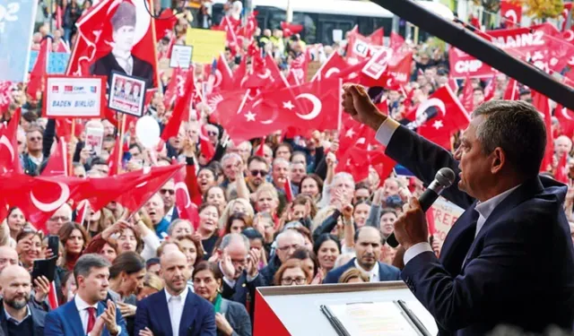 CHP Avrupa'daki ilk mitingini gerçekleştirdi