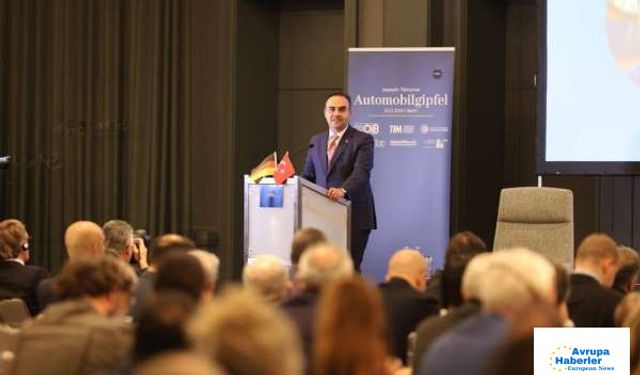 Bakan Kacır'dan Alman şirketlere çağrı