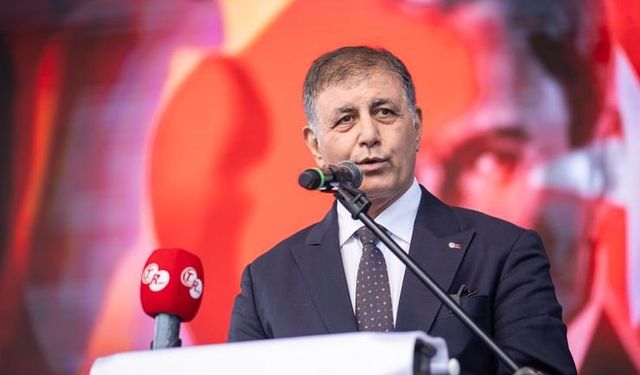 Başkan Tugay: Atatürk, en büyük eseri olan Cumhuriyet ile sonsuza dek yaşayacak