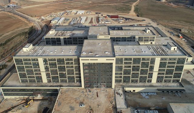 Hızla yükselen Mardin Şehir Hastanesinde sona gelindi