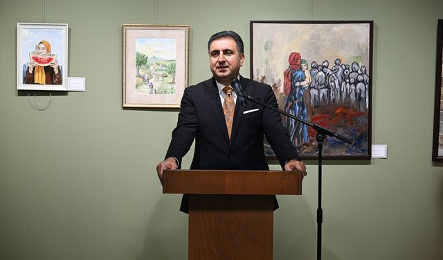 İstanbul'da 'Evime Giden Yol-Öğretmenler Karma Resim Sergisi' açıldı