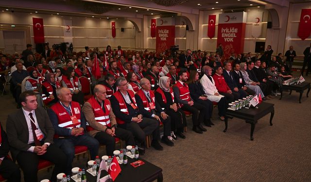 Türk Kızılay, 'İyiliğe Engel Yok' programında engelsiz gönüllülerle buluştu