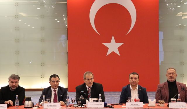 Antalya Ticaret ve Sanayi Odası Başkanı Hacısüleyman, 2025'i değerlendirdi, 2026 öngörülerini açıkladı