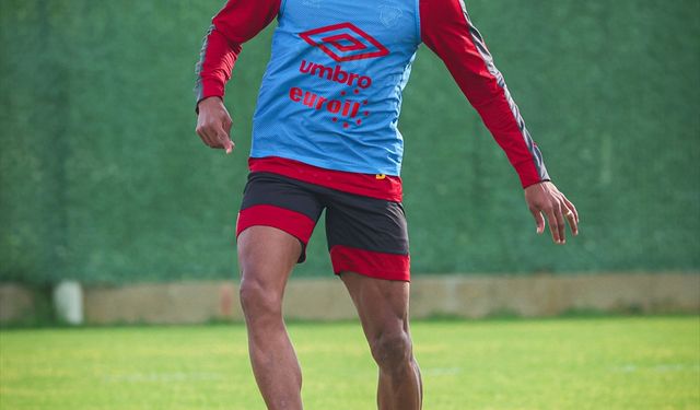 Göztepe, ikinci yarı hazırlıklarına devam etti