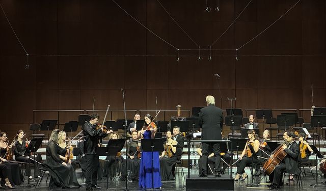 İDSO konserinde Mozart ve Sibelius eserleri AKM'de seslendirildi