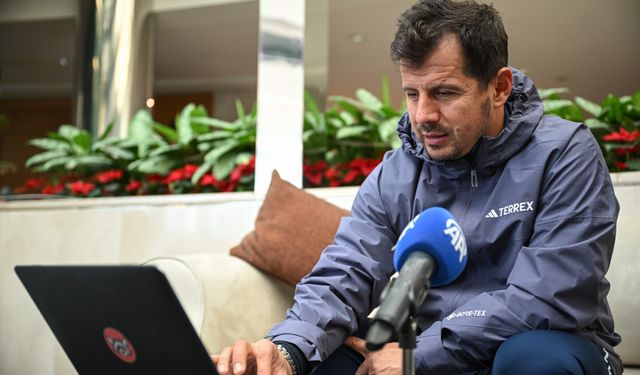 Kasımpaşa Teknik Direktörü Emre Belözoğlu, AA'nın 'Yılın Kareleri' oylamasına katıldı: