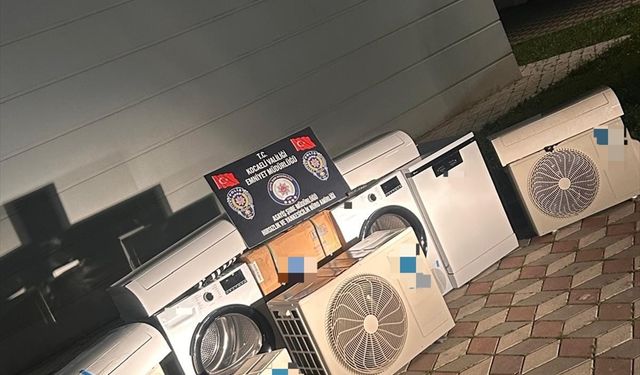Kocaeli'de beyaz eşya çalan 3 şüpheli tutuklandı