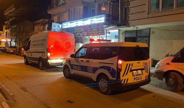 Manisa'da bir kişi evinde ölü bulundu