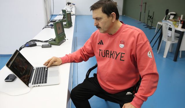 Paralimpik milli atıcı Karagöl, AA'nın 'Yılın Kareleri' oylamasına katıldı