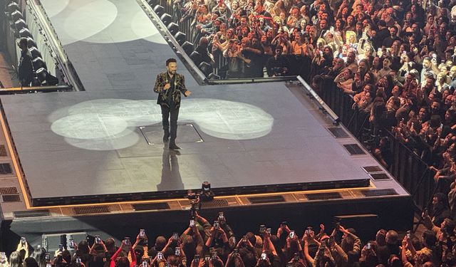 Tarkan İstanbul'daki konserlerinin ikincisini verdi