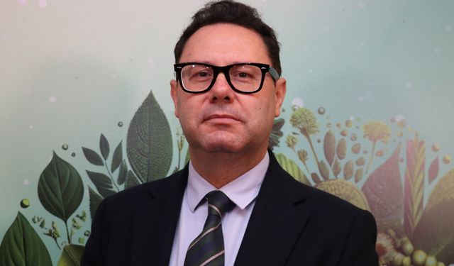 Yapay zekaya güvenilerek ihmal edilen göz sağlığı tedaviyi zorlaştırıyor