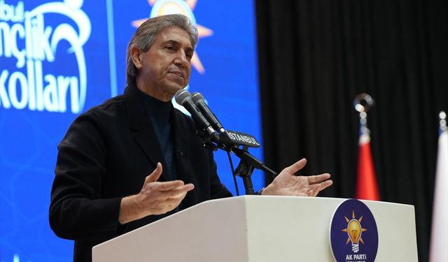 AK Parti İstanbul İl Başkanlığı'nda mahalle başkanlarına yönelik iftar programı düzenlendi