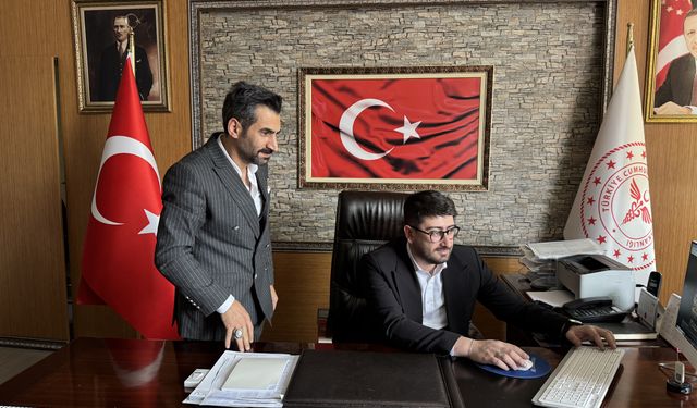 Erzurum Ağız ve Diş Sağlığı Merkezi Başhekimi Tuşik, AA'nın 'Yılın Kareleri' oylamasına katıldı