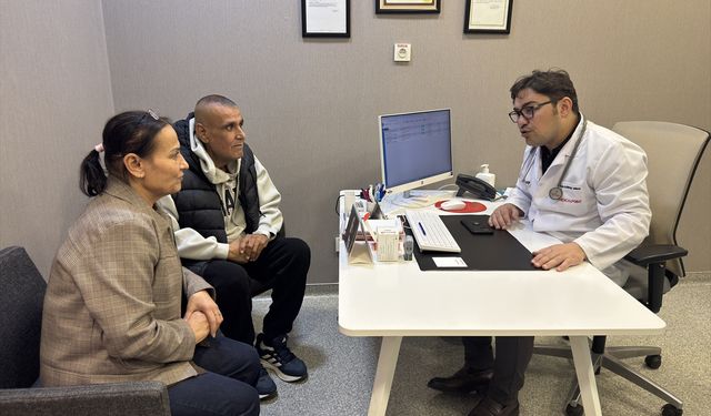 Fedakar abla 2 ayda yaklaşık 16 kilo zayıflayıp kardeşine karaciğer dokusu verdi