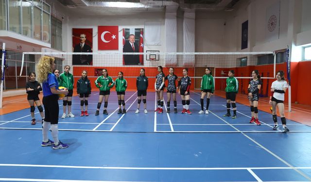 Hakkari'de çocuklar sportif faaliyetlerle kötü alışkanlıklardan korunuyor