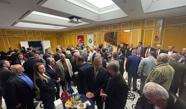 İzmir'de Kosova Bağımsızlık Günü kutlandı